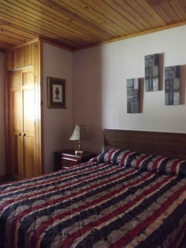 Sandrift Resort Lake Delton Екстериор снимка